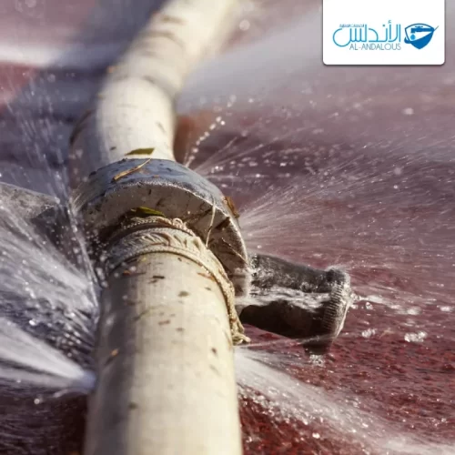 أسباب تسرب المياه من المواسير أسباب تسرب المياه من المواسير